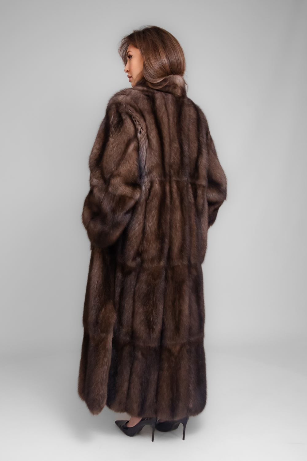 Коричневая соболиная шуба Manzari