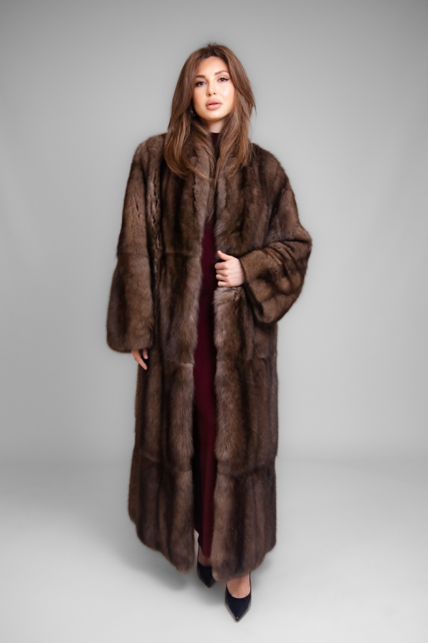 Коричневая соболиная шуба Manzari
