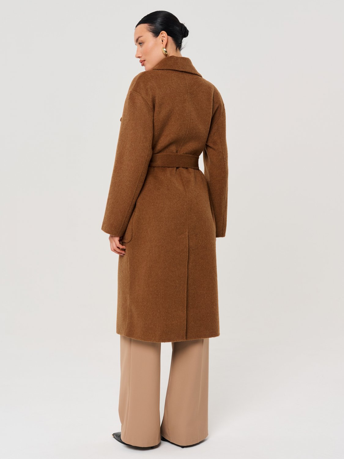 Коричневое пальто с поясом Lama